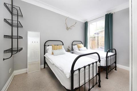 2 bedroom flat for sale, Elsinore Road, Forest Hill, SE23