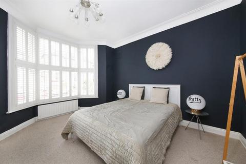 2 bedroom flat for sale, Elsinore Road, Forest Hill, SE23