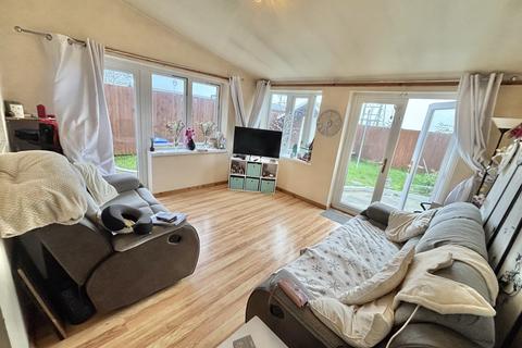 3 bedroom semi-detached house for sale, Redcar Avenue, Cleveleys FY5