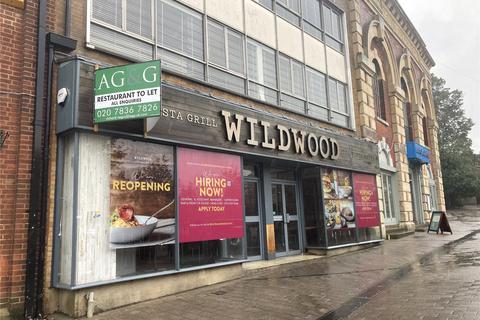 Retail property (high street) to rent, Market Place, Kettering, Northamptonshire, NN16