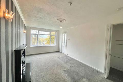 1 bedroom flat for sale, The Greenway, Carr road, Deepcar, S36 2UA