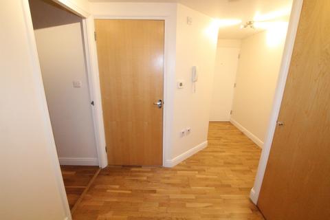 2 bedroom apartment to rent, St. Peters Street, Maidstone ME16