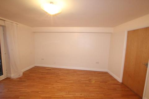 2 bedroom apartment to rent, St. Peters Street, Maidstone ME16