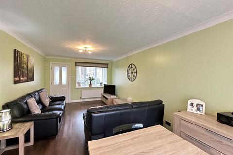 3 bedroom semi-detached house for sale, Ford Place, Stockton-On-Tees, TS18 2RX