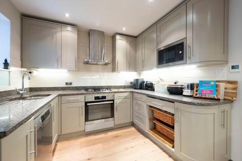 3 bedroom terraced house for sale, Beales Lane, Weybridge, KT13