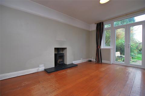 6 bedroom detached house to rent, Queen Eleanors Road, Guildford, Surrey, GU2