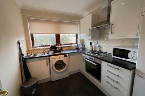 2 bedroom flat to rent, Great Western Road, Glasgow G4