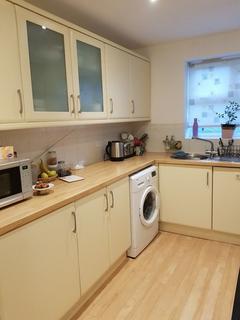 4 bedroom end of terrace house to rent, Sandhills Avenue, Hamilton, Leicester LE5