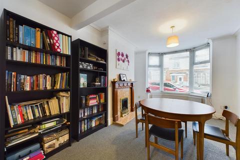 3 bedroom terraced house for sale, Avondale Road, Lancaster