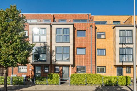 Langdon Road, Marina, Swansea