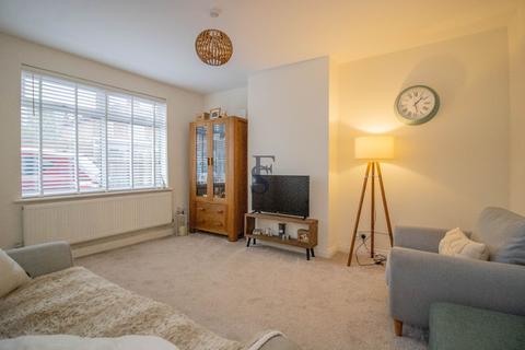 10 Aylestone Drive, Leicester, LE2 8QD