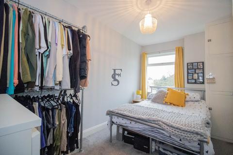 10 Aylestone Drive, Leicester, LE2 8QD