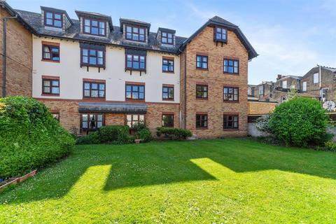 2 bedroom retirement property for sale, Westleigh Court, Nightingale Lane, Wanstead