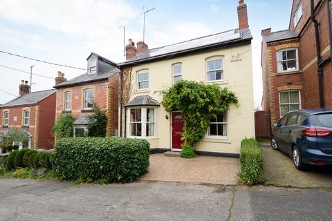 3 bedroom character property for sale, Bothwell, Cawdor, Ross-on-Wye