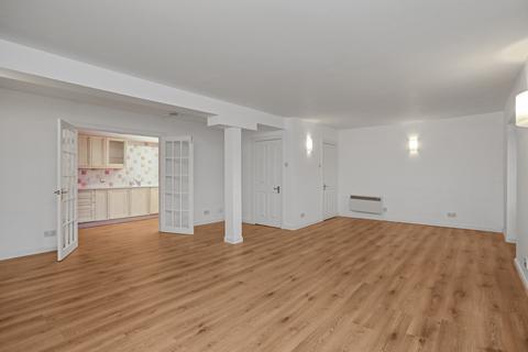 91/14 Constitution Street, Edinburgh, EH6 7AE