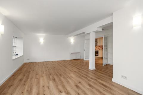 91/14 Constitution Street, Edinburgh, EH6 7AE