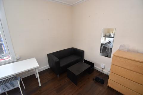 1 bedroom flat to rent, Regent Place, Leamington Spa, Warwickshire, CV31