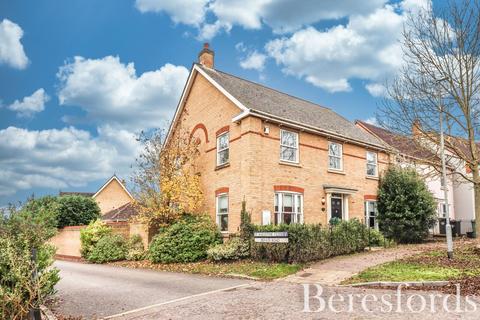 4 bedroom link detached house for sale, Baynard Avenue, Flitch Green, CM6