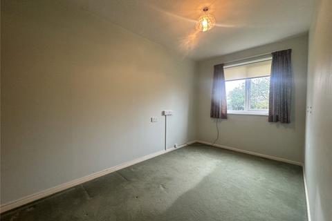 2 bedroom maisonette to rent, Bramble Close, Redhill, Surrey, RH1