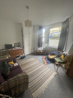 2 bedroom house share to rent, 14 Napier Terrace - Basement