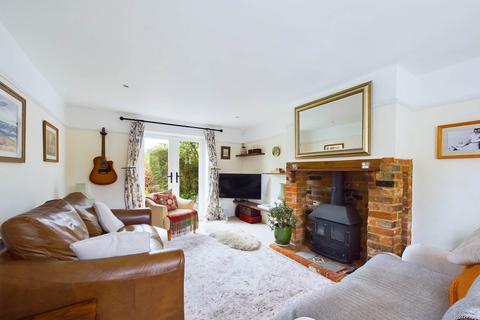 4 bedroom semi-detached house for sale, Icknield Close, Kingston Blount