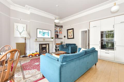 2 bedroom flat for sale, Lansdowne Place, Hove, East Sussex