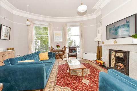 2 bedroom flat for sale, Lansdowne Place, Hove, East Sussex