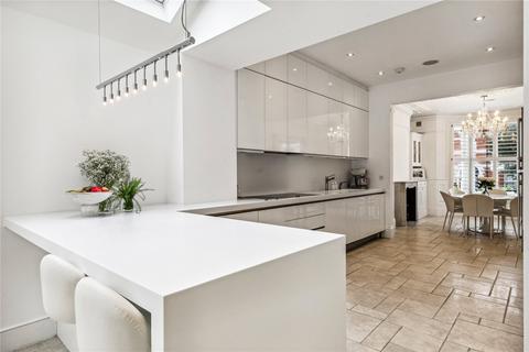 5 bedroom house for sale, Devereux Road, SW11