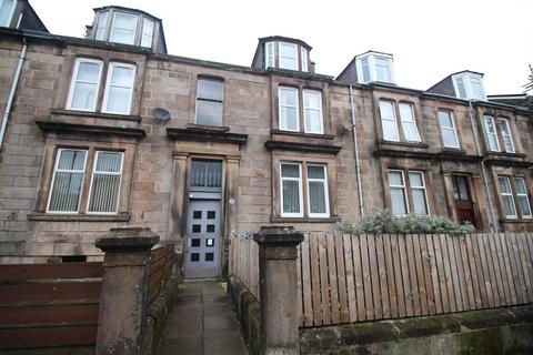 2 bedroom flat to rent, Cardwell Road, Gourock