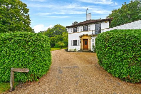 6 bedroom detached house to rent, Ridgemead Road, Englefield Green, Egham, Surrey, TW20