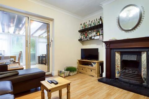 4 bedroom semi-detached house to rent, Lower Bevendean Avenue, Brighton, East Sussex, BN2