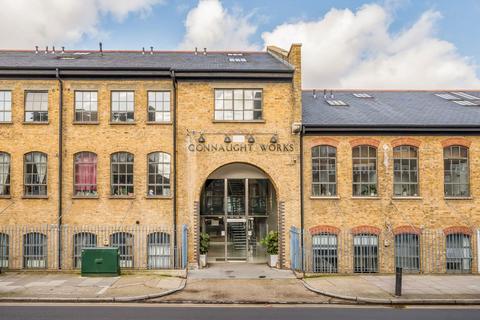 undefined, Old Ford Road, London E3