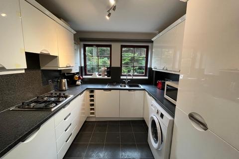 3 bedroom flat to rent, Orchard Brae Avenue, Orchard Brae, Edinburgh, EH4