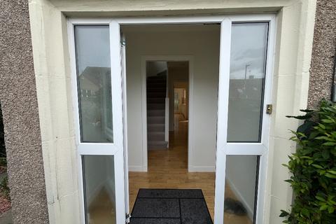 3 bedroom semi-detached house to rent, Swanston Grove, Swanston, Edinburgh, EH10