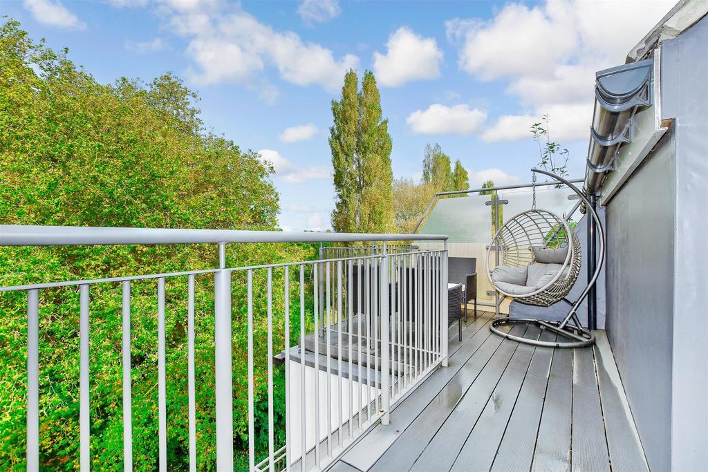 Balcony / Terrace