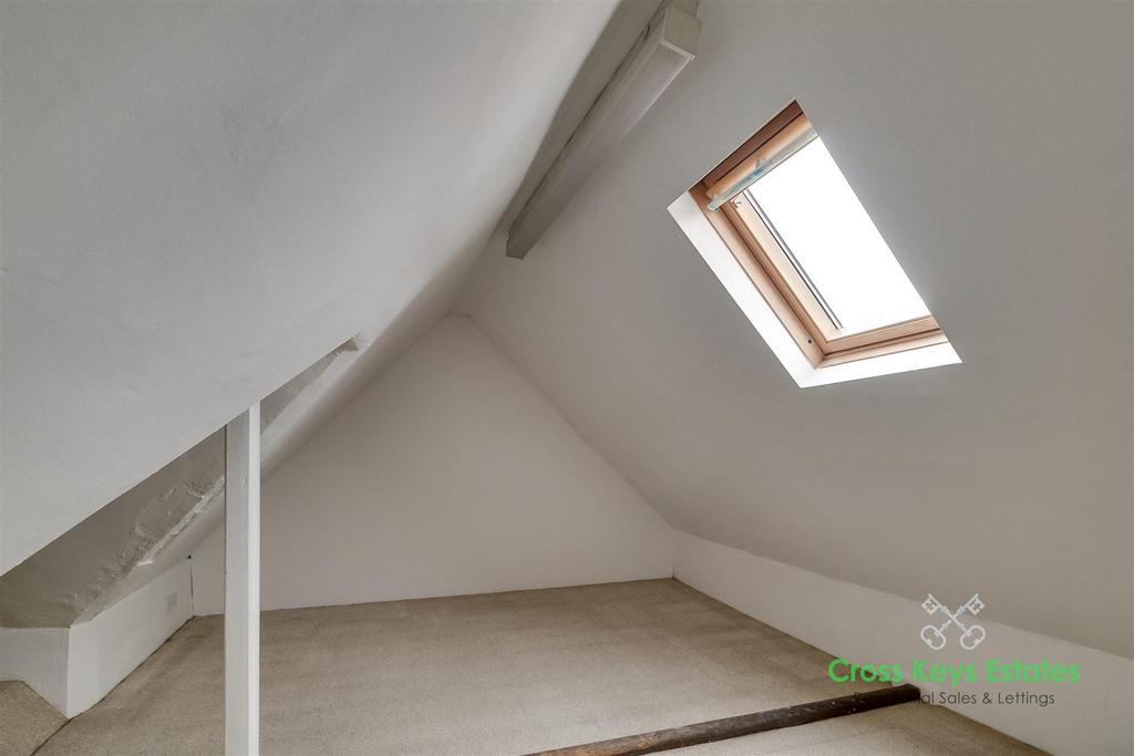 Studio/Loft Room