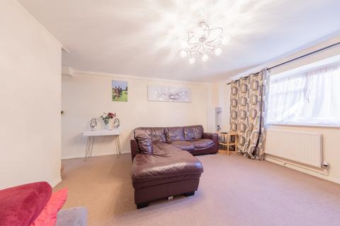 3 bedroom end of terrace house for sale, Willow Hill Close, Nottingham NG6