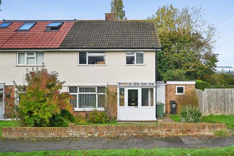 3 bedroom semi-detached house for sale, Scotts Farm Road, Epsom, KT19