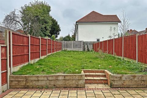 5 bedroom semi-detached house for sale, London Road, Redhill