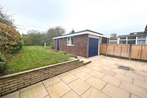 3 bedroom semi-detached house to rent, Heathend Road, Alsager