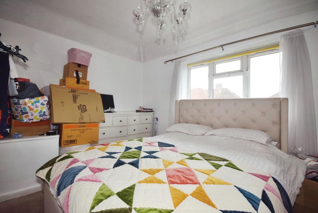 8df5cb38-Bedroom 201
