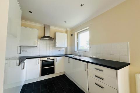 2 bedroom flat to rent, Fairways Drive, Kirn, Dunoon