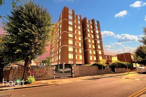 2 bedroom apartment for sale, 2 Park Avenue, Ilford