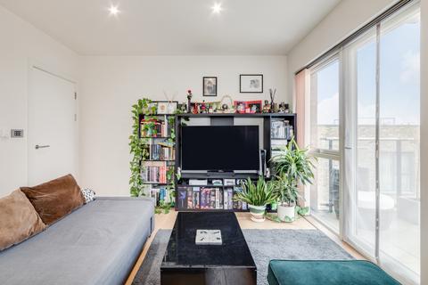 Flat 403, Willow House, 8 River Barge Close, London, E14 3PJ