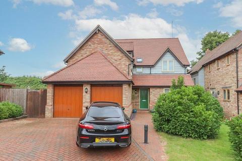 4 bedroom detached house for sale, Woburn Road, Heath And Reach, Leighton Buzzard