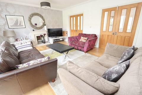 4 bedroom detached house for sale, Woburn Road, Heath And Reach, Leighton Buzzard