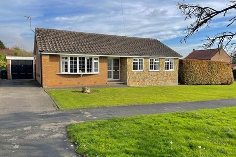 3 bedroom detached bungalow for sale, West Pasture, Kirkbymoorside, York