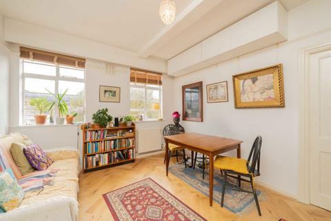 1 bedroom flat for sale, Orsett Terrace, London W2