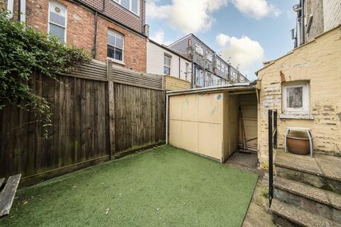 2 bedroom terraced house for sale, Oaklands Grove, London W12