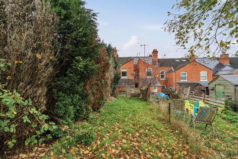 2 bedroom terraced house for sale, Worcester,  Worcestershire,  WR3